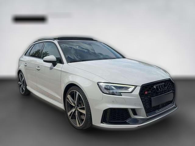 Audi RS3 Sportback Matrix Magnetic Exclus. kreidegrau