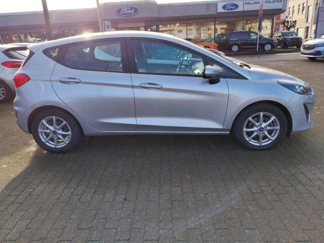 FORD Fiesta COOL & CONNECT NAVI / PDC / GJR ! HAGELSCHADEN !